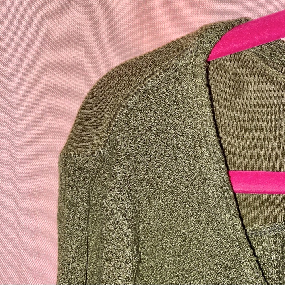 Free People Olive Green Long Sleeve Top We The Army Laguna Thumbhole Small Festi - Picture 3 of 14
